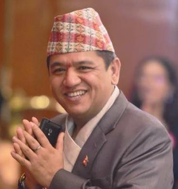 प्रकाश श्रेष्ठ